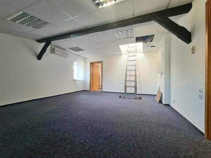 Gewerbeobjekt Köthen - 4 Zimmer, 130 m&sup2;, 500&euro; | Angebot:25728166