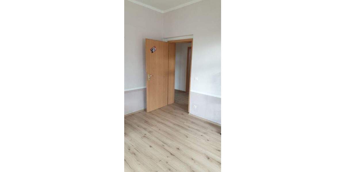 Zimmer Mittweida Rößgen - 2 Zimmer, 62 m&sup2;, 420&euro; | Angebot:25670608