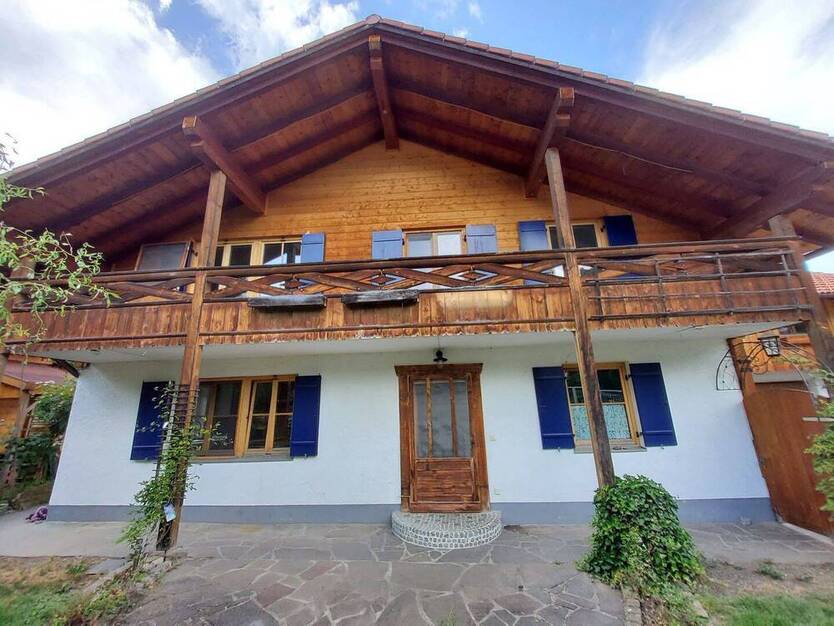 großzügige 3Zi-EG Wohnung mit Garten