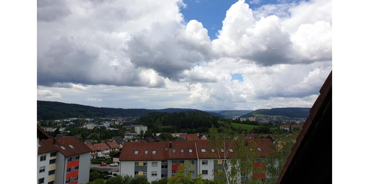 Dachgeschoßwohnung Tuttlingen - 2.5 Zimmer, 75 m&sup2;, 700&euro; | Angebot:25930087