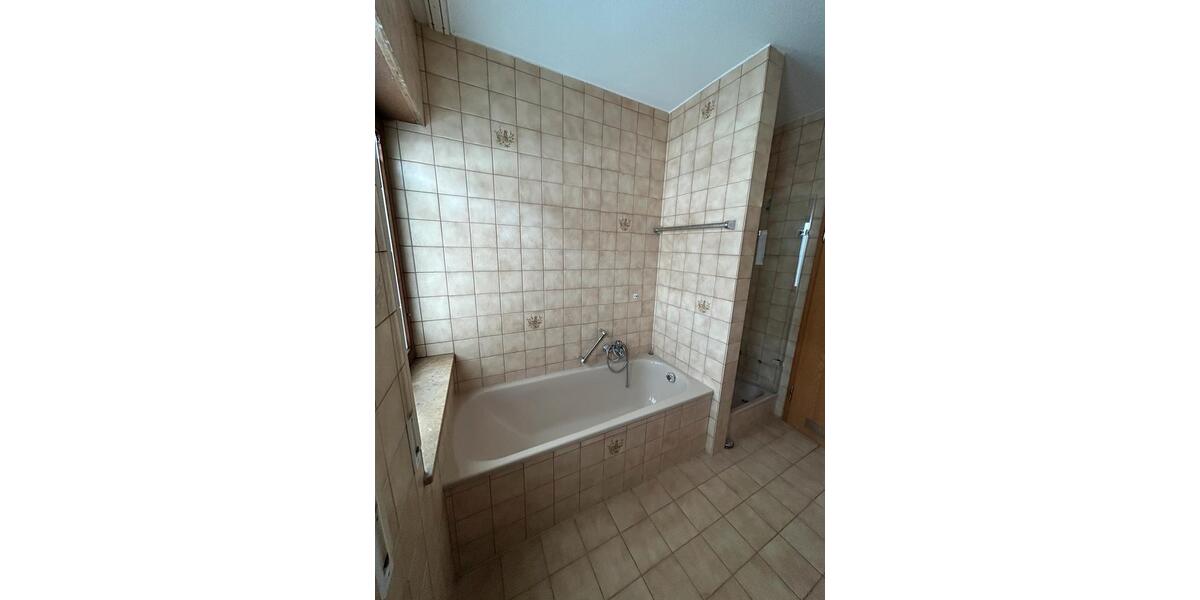 Etagenwohnung Bad Buchau - 2 Zimmer, 67 m&sup2;, 820&euro; | Angebot:25537876