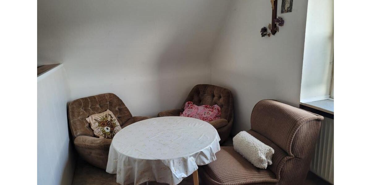 2 teilmöblierte Dach-Zimmer mit Badmitnutzung in 66640 Hofeld 2.5 zimmer