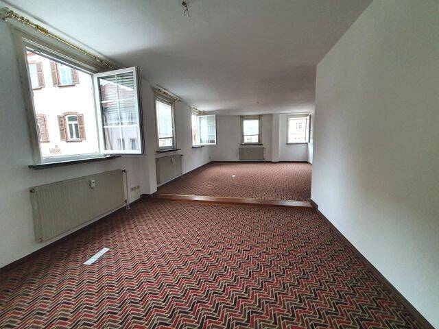 Etagenwohnung Bad Mergentheim - 3 Zimmer, 120 m&sup2;, 700&euro; | Angebot:26388586