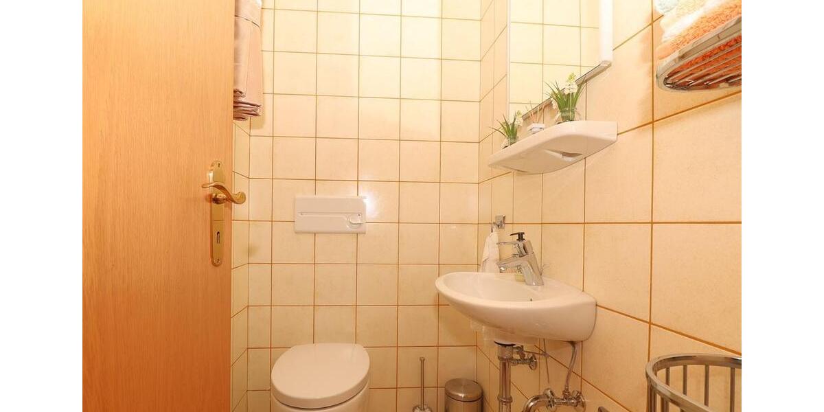 Etagenwohnung Eschwege - 2 Zimmer, 104 m&sup2;, 790&euro; | Angebot:23687432