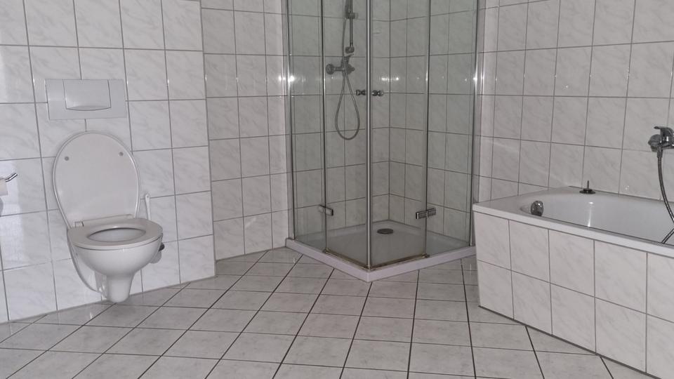 Erdgeschoßwohnung Nordhausen - 3 Zimmer, 110 m&sup2;, 858&euro; | Angebot:23646684