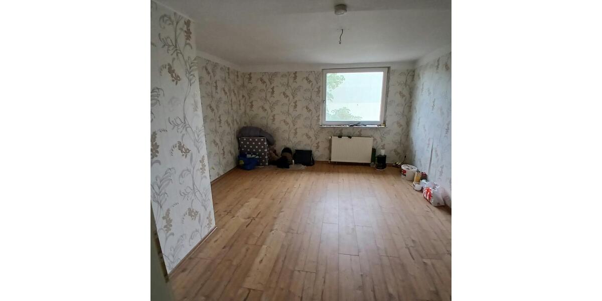Dachgeschoßwohnung Jacobsdorf - 2 Zimmer, 66 m&sup2;, 440&euro; | Angebot:27634353