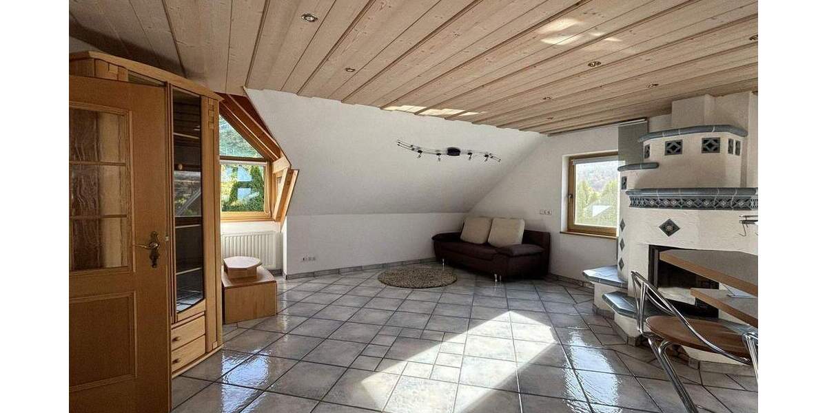 Etagenwohnung Sulzdorf Sternberg - 3 Zimmer, 120 m&sup2;, 770&euro; | Angebot:26162706