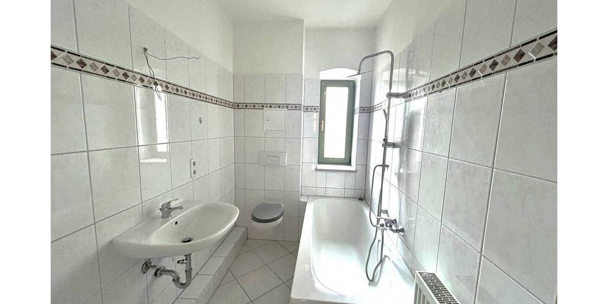 Etagenwohnung Chemnitz Gablenz - 4 Zimmer, 81 m&sup2;, 450&euro; | Angebot:26276065