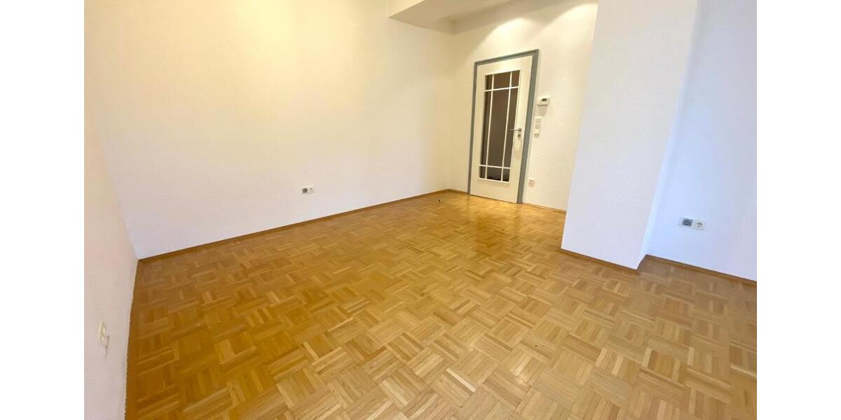 Etagenwohnung Bayreuth City - 3 Zimmer, 110 m&sup2;, 1.100&euro; | Angebot:26238596