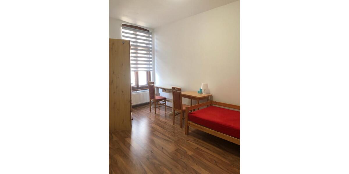 Wohnen auf Zeit Köthen (Anhalt) - 1 Zimmer, 120 m&sup2;, 300&euro; | Angebot:26545132