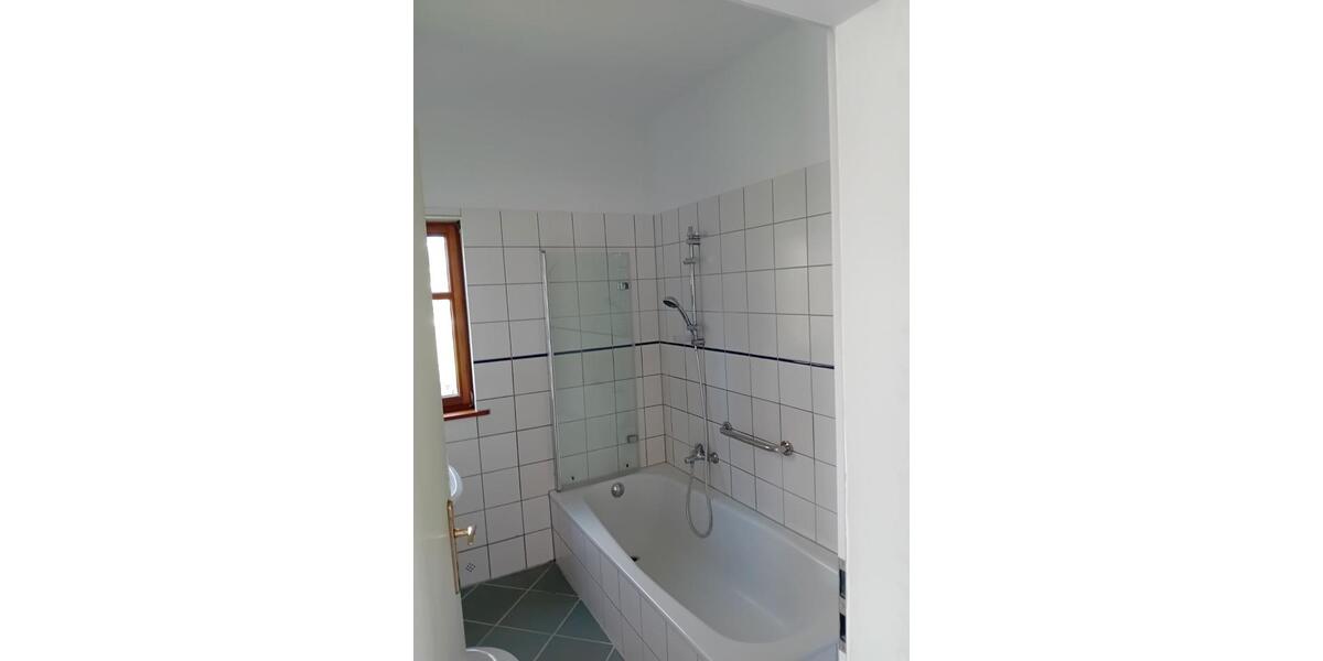 Einfamilienhaus Linden - 3 Zimmer, 70 m&sup2;, 800&euro; | Angebot:26250077