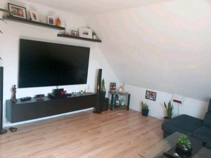 4 Zimmer Dachgeschoss Wohnung