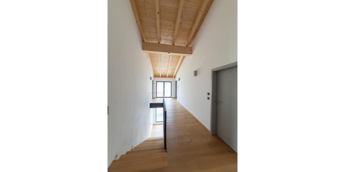 Einfamilienhaus Mitterfels - 5 Zimmer, 190 m&sup2;, 1.850&euro; | Angebot:26693814