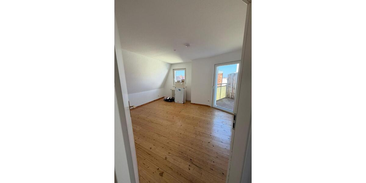 Dachgeschoßwohnung Brandenburg an der Havel Bahnhofsvorstadt - 3 Zimmer, 74 m&sup2;, 770&euro; | Angebot:26296461