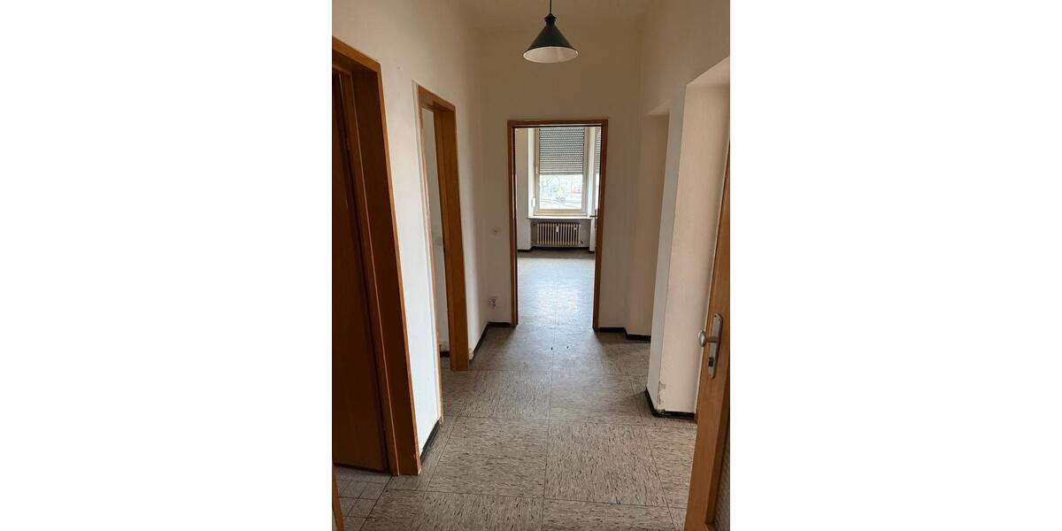 Etagenwohnung Neunkirchen - 1 Zimmer, 65 m&sup2;, 475&euro; | Angebot:25099924