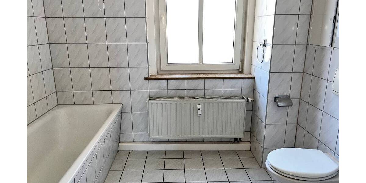 Etagenwohnung Plauen Stadtmitte - 2 Zimmer, 62 m&sup2;, 310&euro; | Angebot:26319822
