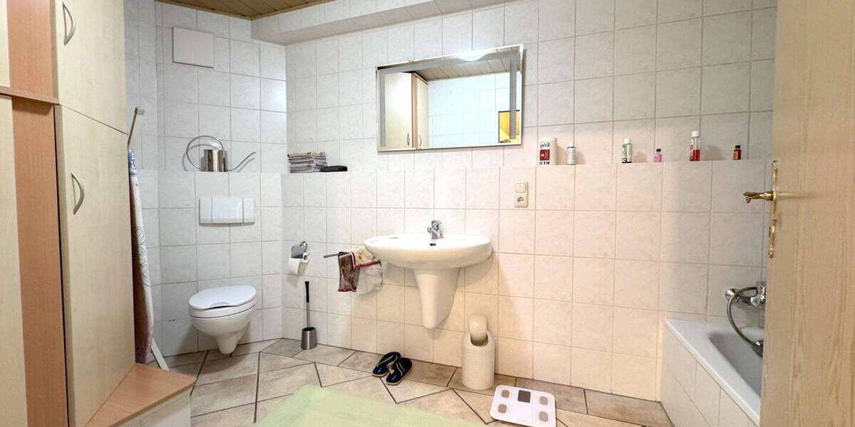 Etagenwohnung Bonn Dransdorf - 3 Zimmer, 115 m&sup2;, 1.300&euro; | Angebot:26672628