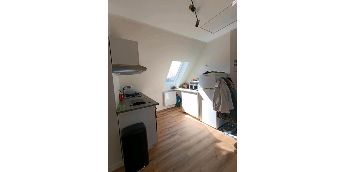 Dachgeschoßwohnung Büdelsdorf - 3 Zimmer, 70 m&sup2;, 900&euro; | Angebot:26272797