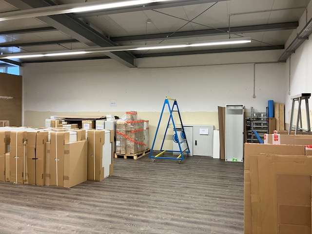 Halle in Speyer 700 € 108 m²