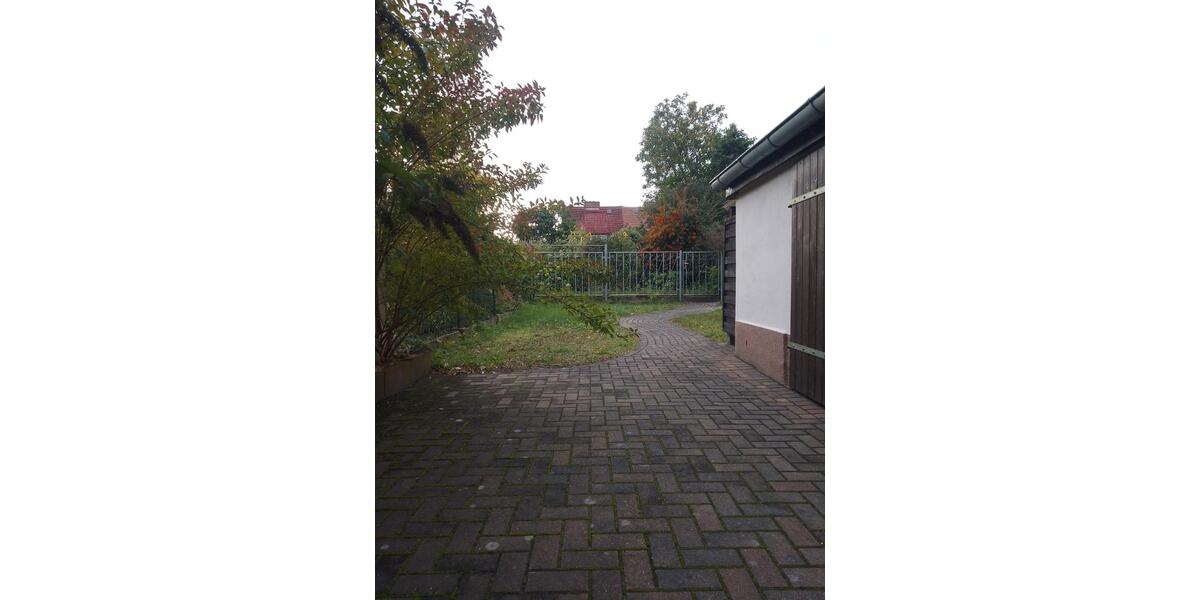 Einfamilienhaus Luckenwalde - 5 Zimmer, 124 m&sup2;, 1.320&euro; | Angebot:26252061