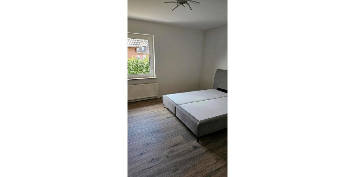 Erdgeschoßwohnung Hamminkeln - 4 Zimmer, 100 m&sup2;, 1.210&euro; | Angebot:26200582