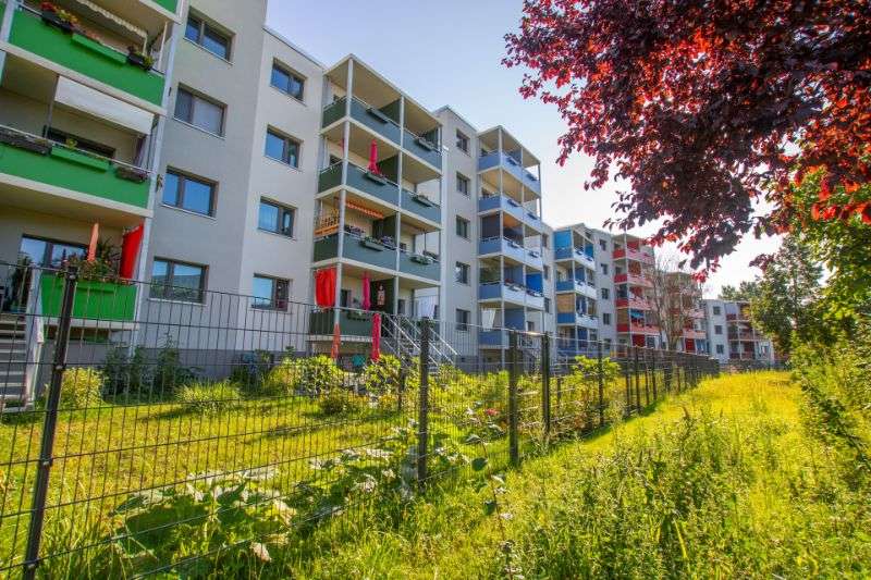 Wohnung zum Mieten in Halle (Saale) 823 € 109.68 m²