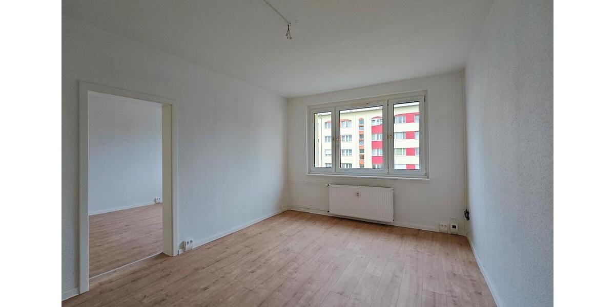 Etagenwohnung Zwenkau - 2 Zimmer, 47 m&sup2;, 351&euro; | Angebot:24657697