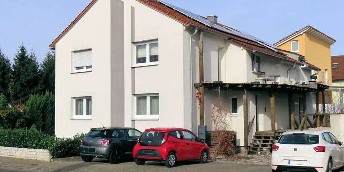 Etagenwohnung Waghäusel - 3.5 Zimmer, 98 m&sup2;, 980&euro; | Angebot:27069025