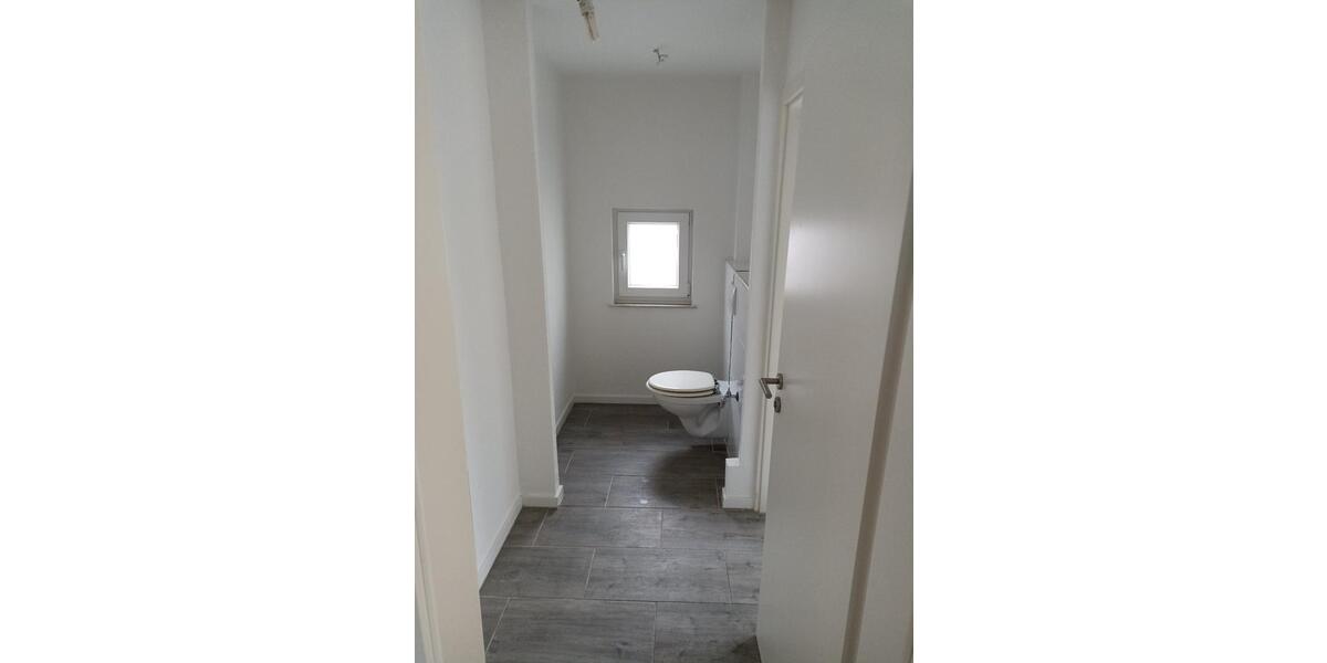 Hochparterre Bad Neuenahr-Ahrweiler Ahrweiler - 1 Zimmer, 85 m&sup2;, 800&euro; | Angebot:26004333