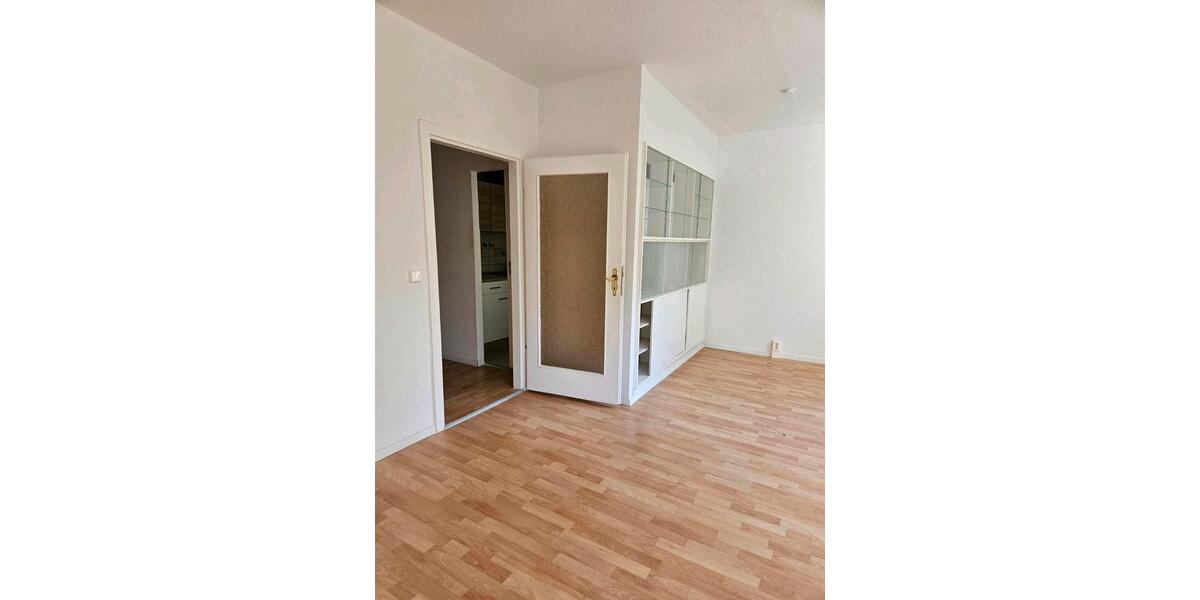 Etagenwohnung Cottbus - 1 Zimmer, 48 m&sup2;, 500&euro; | Angebot:26703696