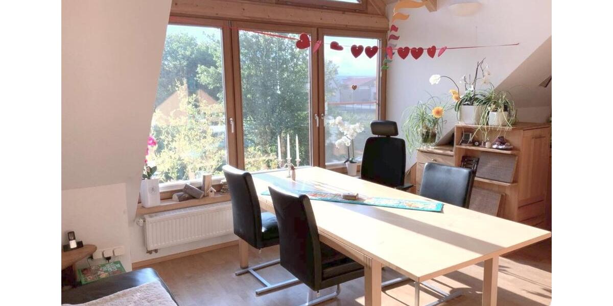 Etagenwohnung Volkach - 4 Zimmer, 115 m&sup2;, 1.250&euro; | Angebot:24981692