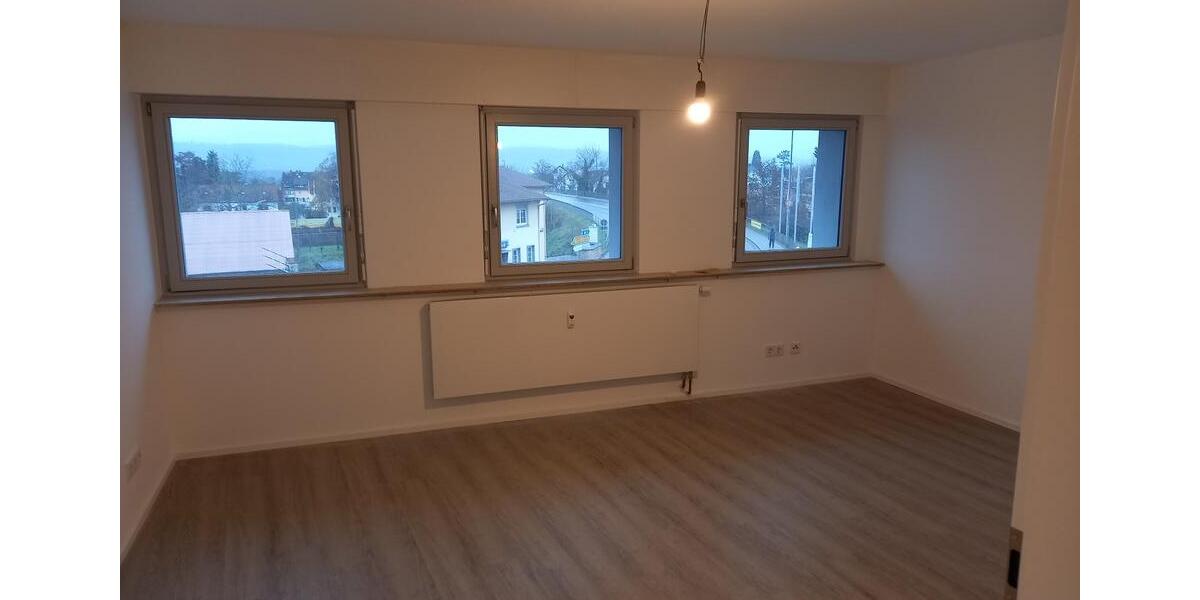 Große Wohnung 4ZKB in Gau-Algesheim mit Terrasse und Stellplatz 1 zimmer
