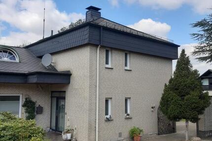 Haus Rinteln - 5 Zimmer, 258 m&sup2;, 1.850&euro; | Angebot:25986835