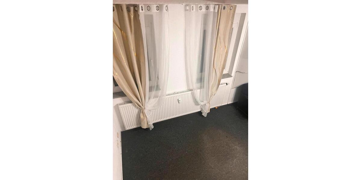 Dachgeschoßwohnung Nufringen - 49 Zimmer, 50 m&sup2;, 1.100&euro; | Angebot:24633377