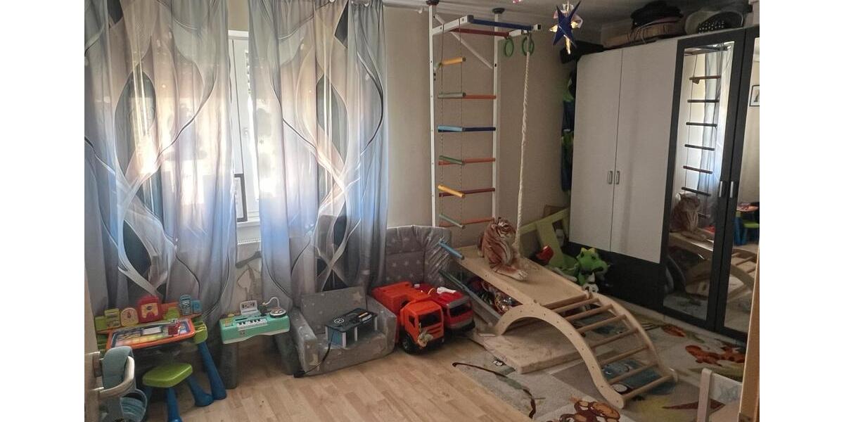 Etagenwohnung Bogen - 3 Zimmer, 93 m&sup2;, 1.023&euro; | Angebot:26565055