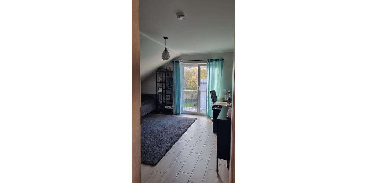 Dachgeschoßwohnung Wismar Altstadt - 5 Zimmer, 144 m&sup2;, 1.550&euro; | Angebot:25813650