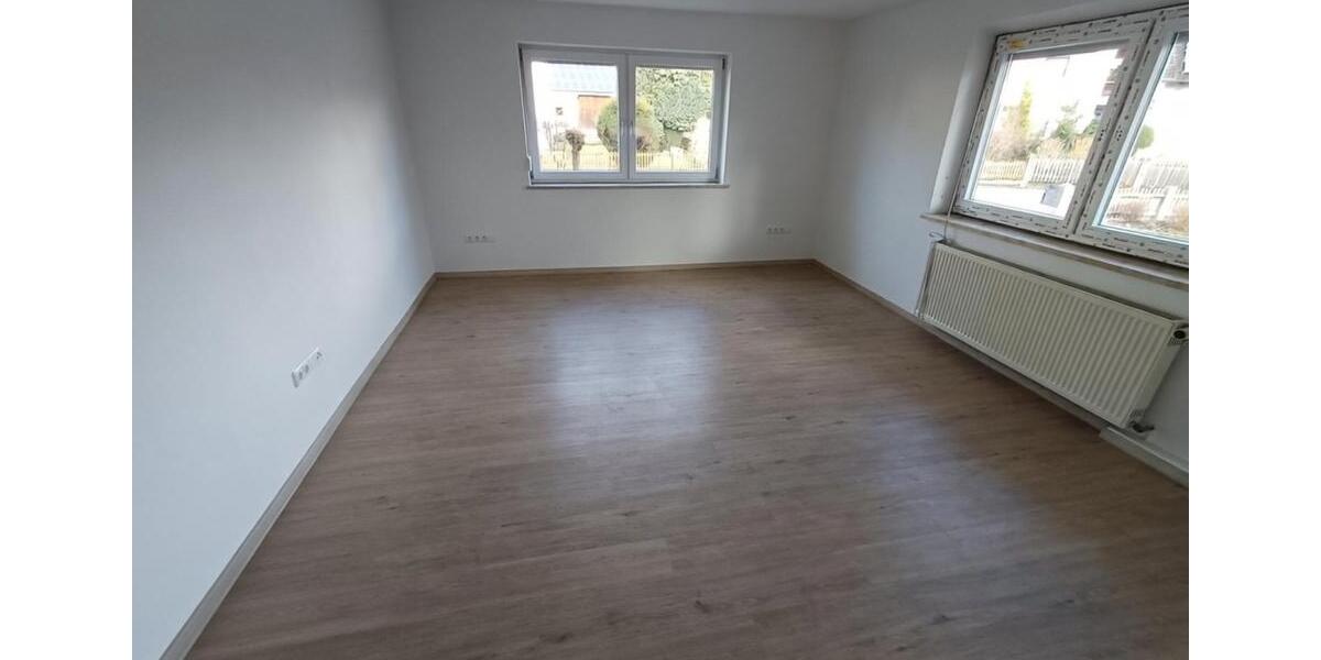 Erdgeschoßwohnung Niederwinkling - 4 Zimmer, 93 m&sup2;, 850&euro; | Angebot:25936862