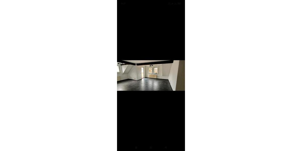 Dachgeschoßwohnung Ehringshausen - 3 Zimmer, 75 m&sup2;, 1.000&euro; | Angebot:26560728