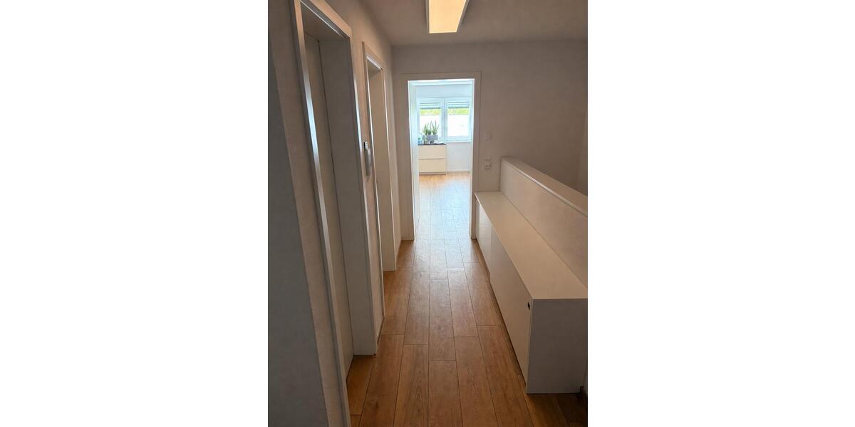 Maisonettenwohnung Schriesheim - 4 Zimmer, 120 m&sup2;, 1.600&euro; | Angebot:26532889
