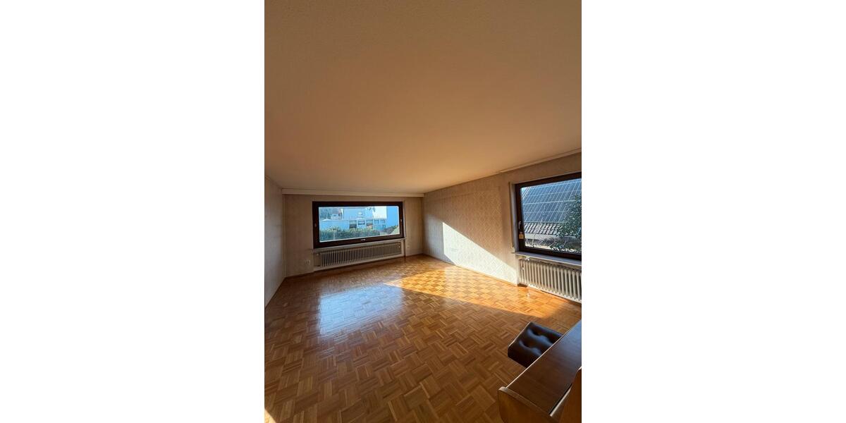 Einfamilienhaus Niefern-Öschelbronn Öschelbronn - 6 Zimmer, 133 m&sup2;, 2.400&euro; | Angebot:24628633