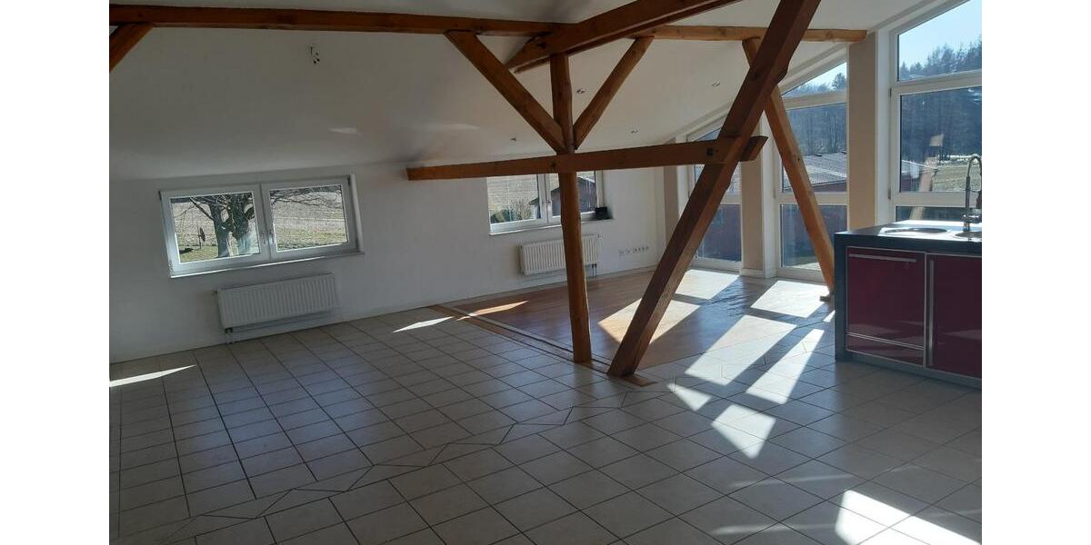 Etagenwohnung Emkendorf - 5 Zimmer, 160 m&sup2;, 1.700&euro; | Angebot:25640400