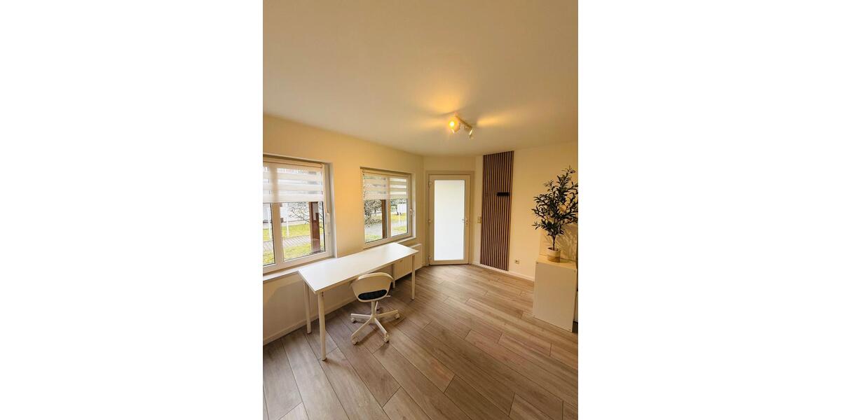 Etagenwohnung Freiberg - 1 Zimmer, 30 m&sup2;, 240&euro; | Angebot:24624038