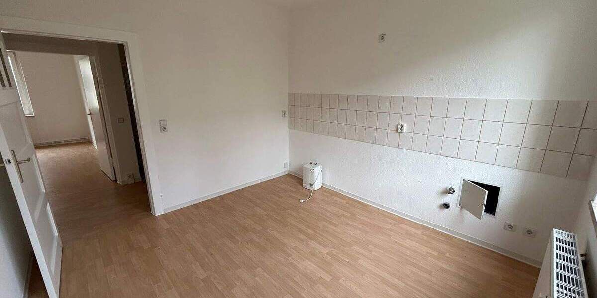 Etagenwohnung Magdeburg Fermersleben - 2 Zimmer, 53 m&sup2;, 340&euro; | Angebot:25879545