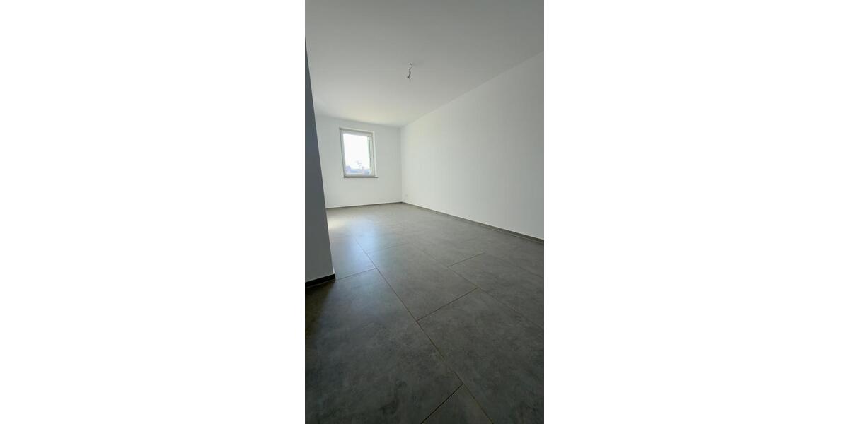 Etagenwohnung Bernburg (Saale) - 3 Zimmer, 87 m&sup2;, 740&euro; | Angebot:26278065