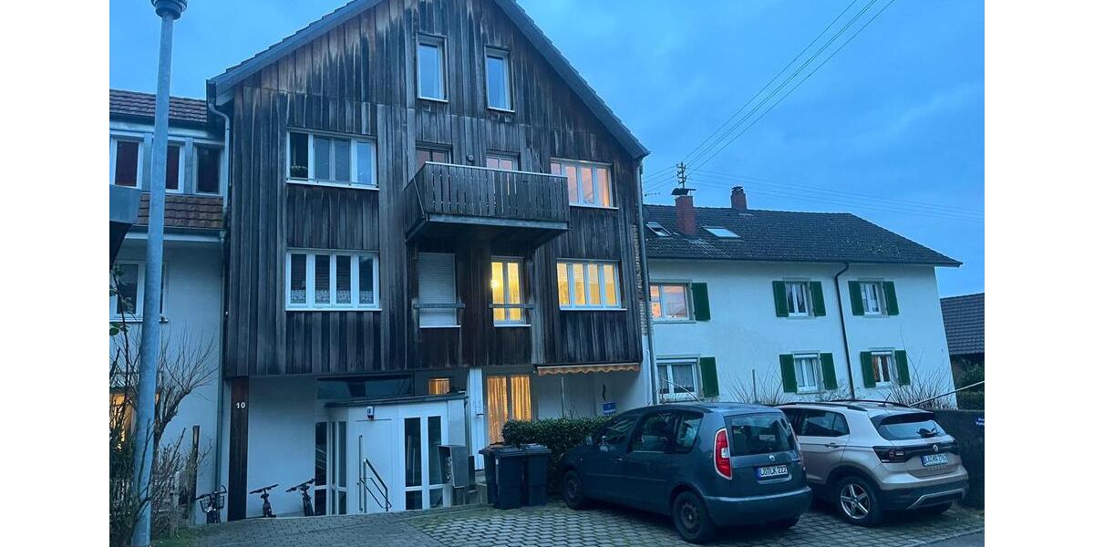 Etagenwohnung Grenzach-Wyhlen Wyhlen - 4 Zimmer, 102 m&sup2;, 1.200&euro; | Angebot:24853393