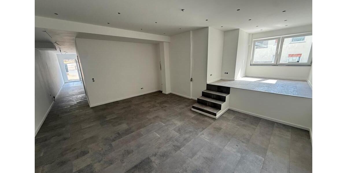Erdgeschoßwohnung Haiger - 2 Zimmer, 90 m&sup2;, 800&euro; | Angebot:26601842