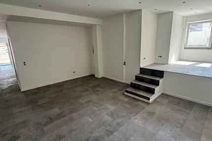 Wohnung Haiger - 2 Zimmer, 90 m&sup2;, 800&euro; | Angebot:26601842