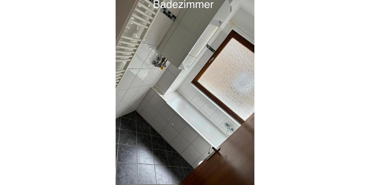 Etagenwohnung Gelsenkirchen Rotthausen - 3 Zimmer, 82 m&sup2;, 575&euro; | Angebot:26045537