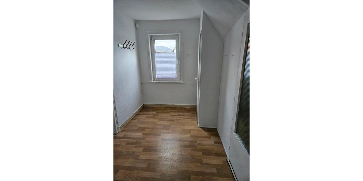 Etagenwohnung Wehretal - 1 Zimmer, 56 m&sup2;, 300&euro; | Angebot:26121926