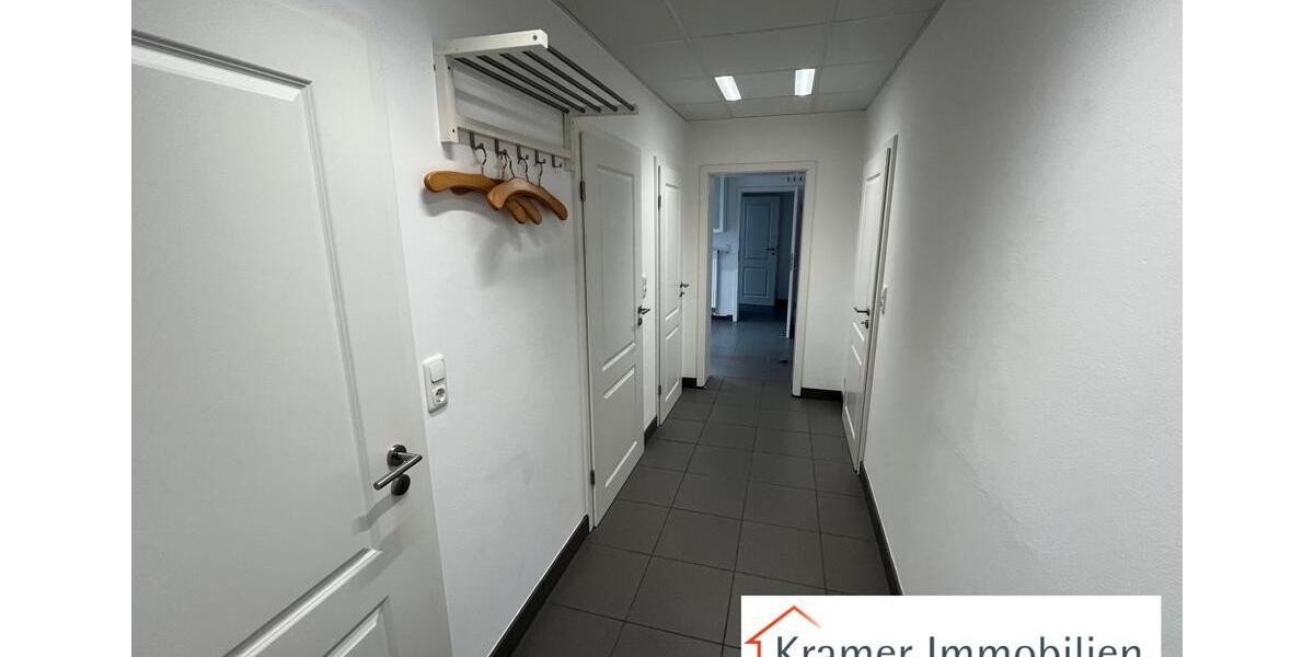 Gewerbeobjekt Varel - 1.200&euro; | Angebot:24677516